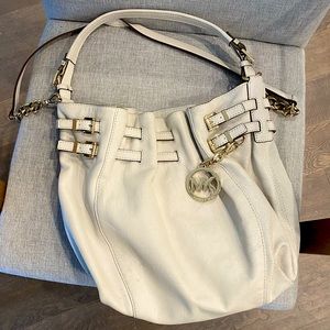 Michael Kors, off white purse, great condition